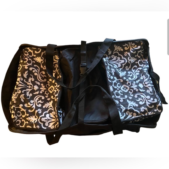 Thirty-One XXL Utility 3 Zip Totes 1 Carry All Hostess Set - Picture 2 of 7